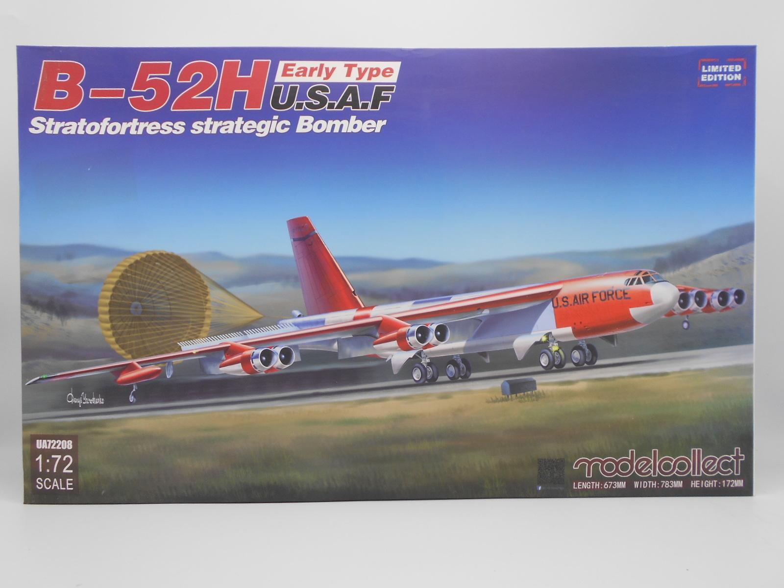 　　　ＭＯＤＵＡ７２２０８　モデルコレクト　１／７２　Ｂ－５２Ｈ　　４５８９９１３２５６３８５